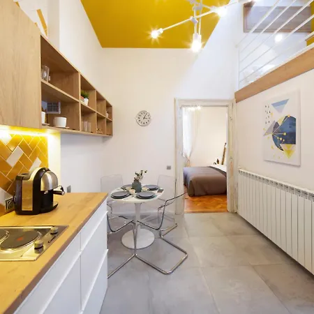 Apartament Yellow